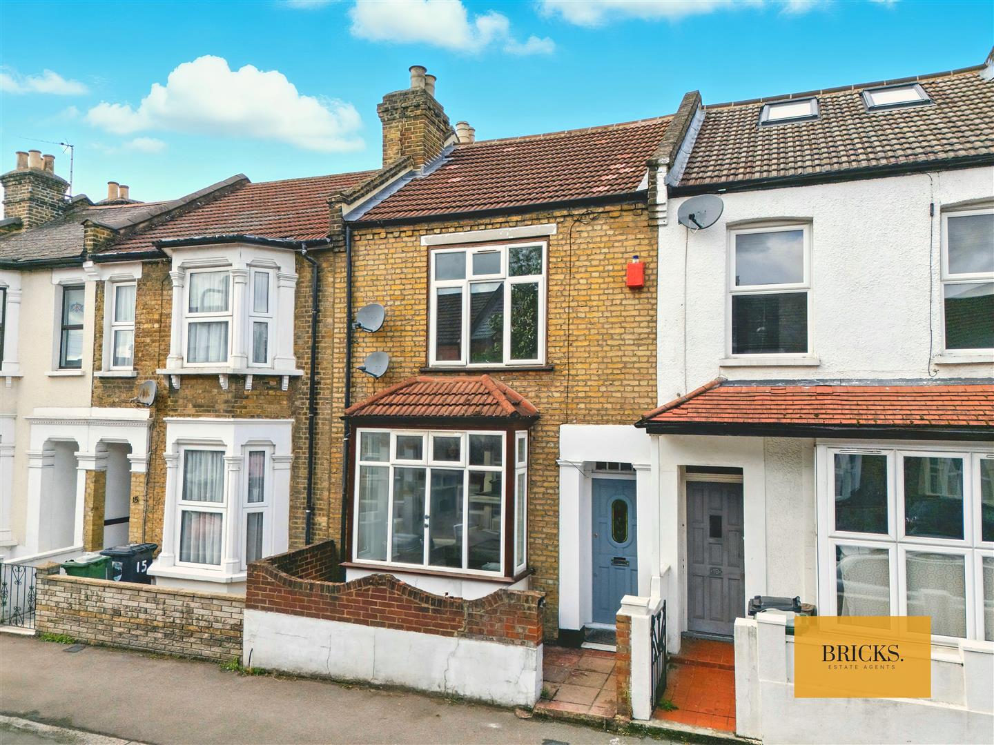 qz_ujwqOnkadXxS5BWHYnQ